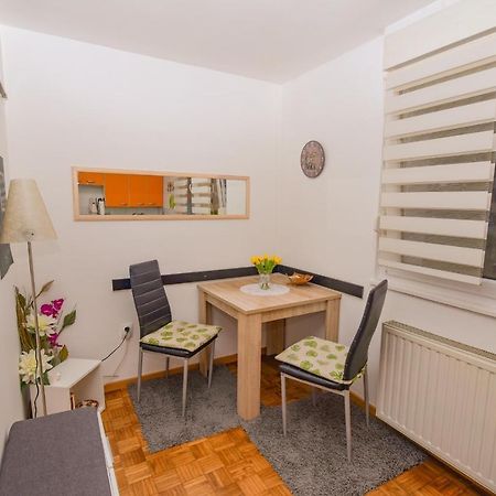 Studio Apartment Maestral Zagreb Extérieur photo